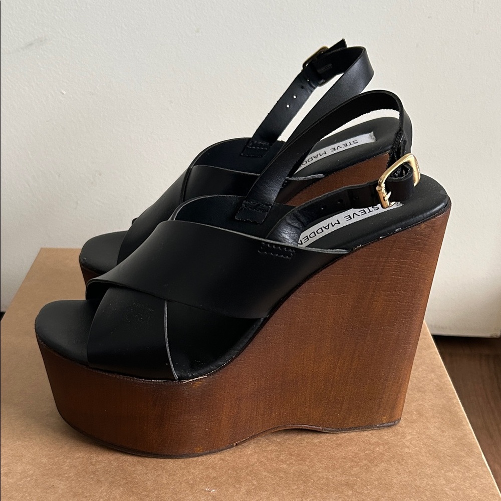 Steve Madden Black and Brown Wedge Sandals